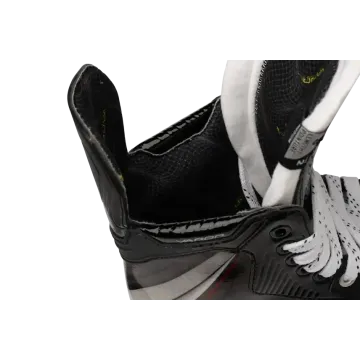 Korčule BAUER Vapor FLY40