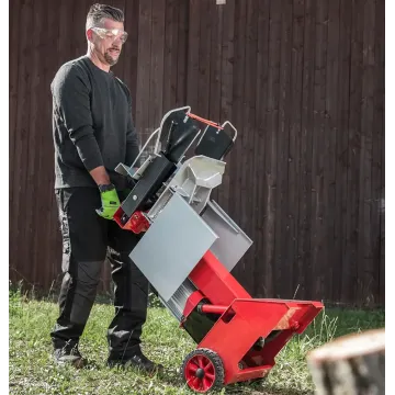 Ľahká manipulácia so tiepačkou dreva AL-KO LSV 560/8