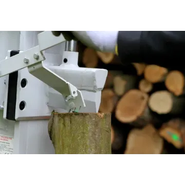 Štiepačka na drevo VARI 11 ton - 400V - detail