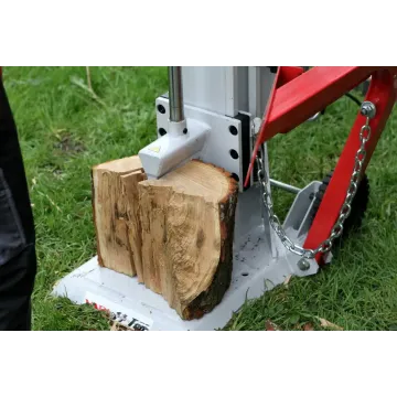 Štiepačka na drevo VARI 14 ton - doraz