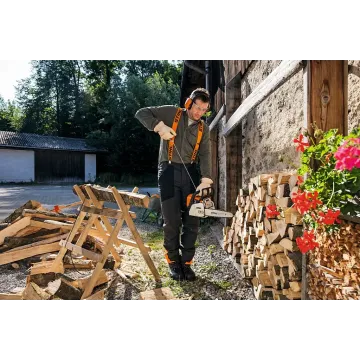 STIHL MS 180 štartovanie píly