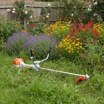 STIHL FS 120 pri kosení